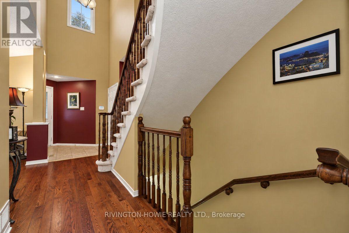 82 UPMINSTER WAY