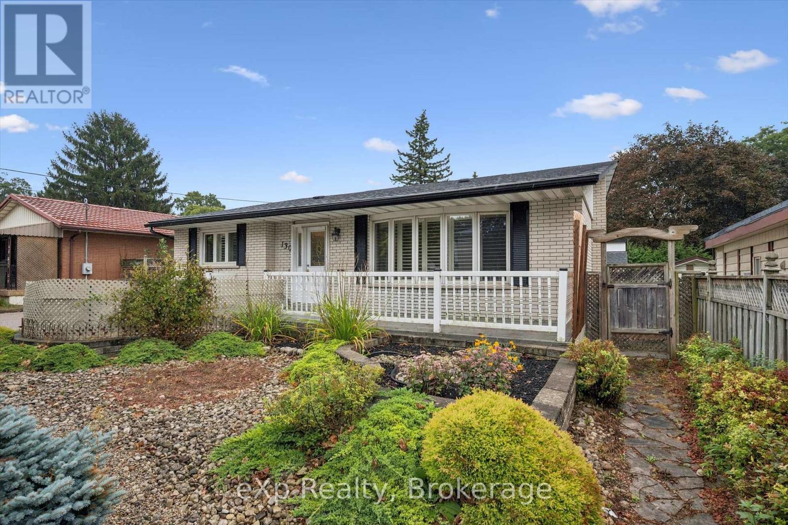 130 SPEEDVALE AVENUE W