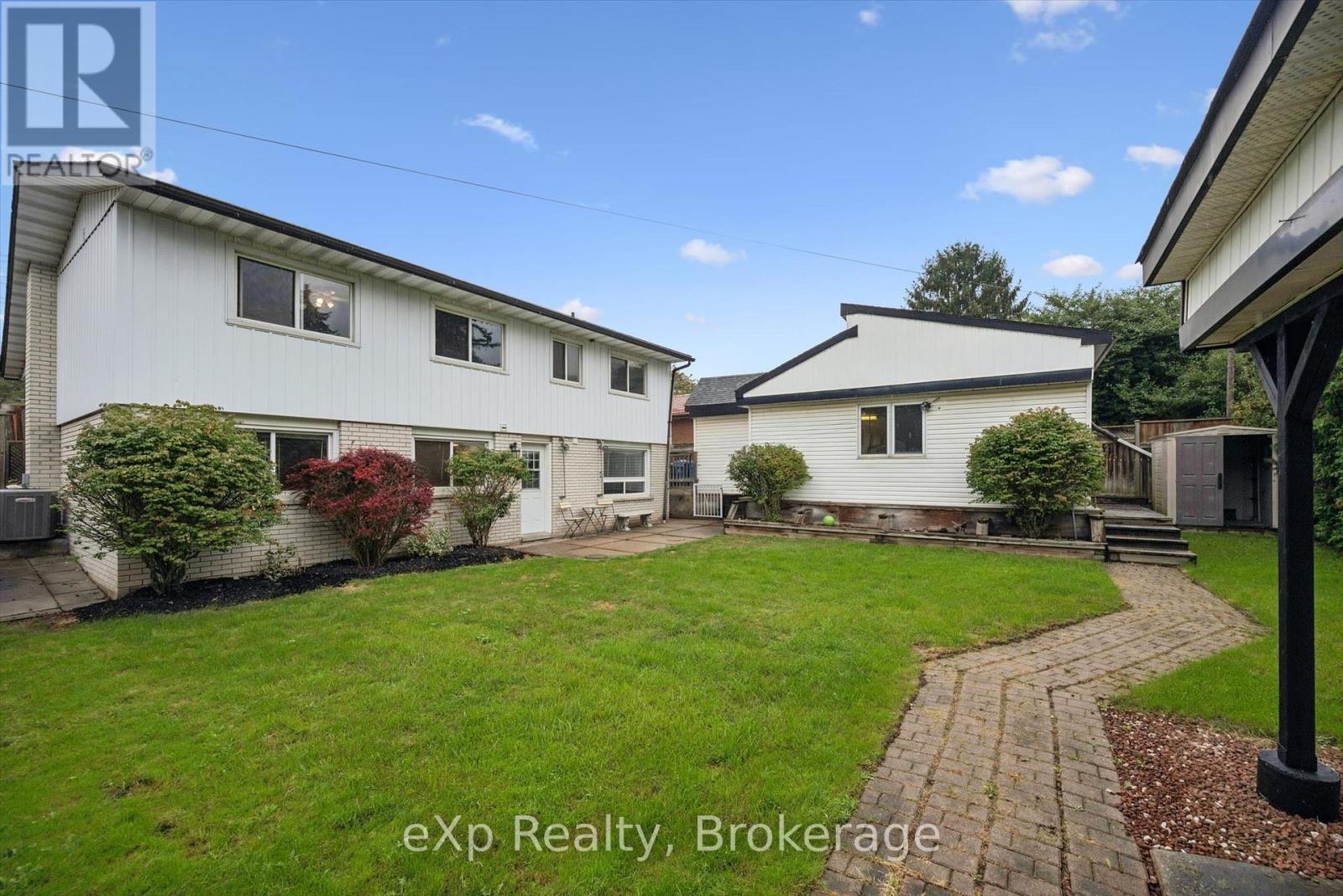 130 SPEEDVALE AVENUE W