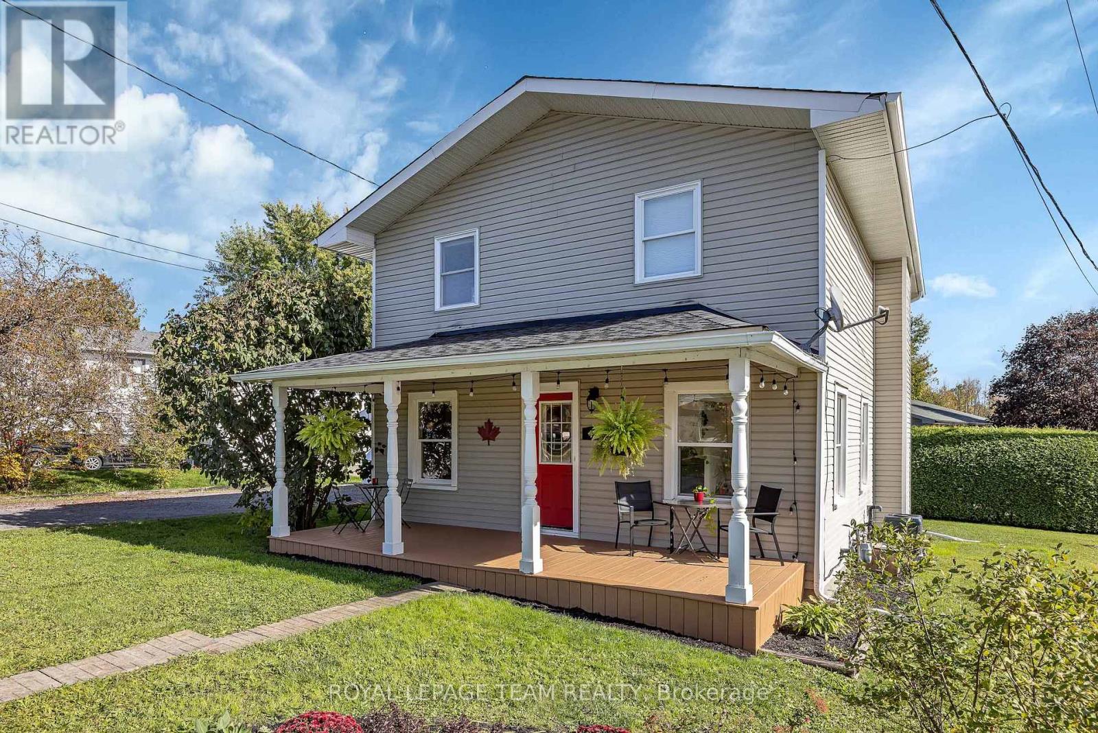 410 CLOTHIER STREET W