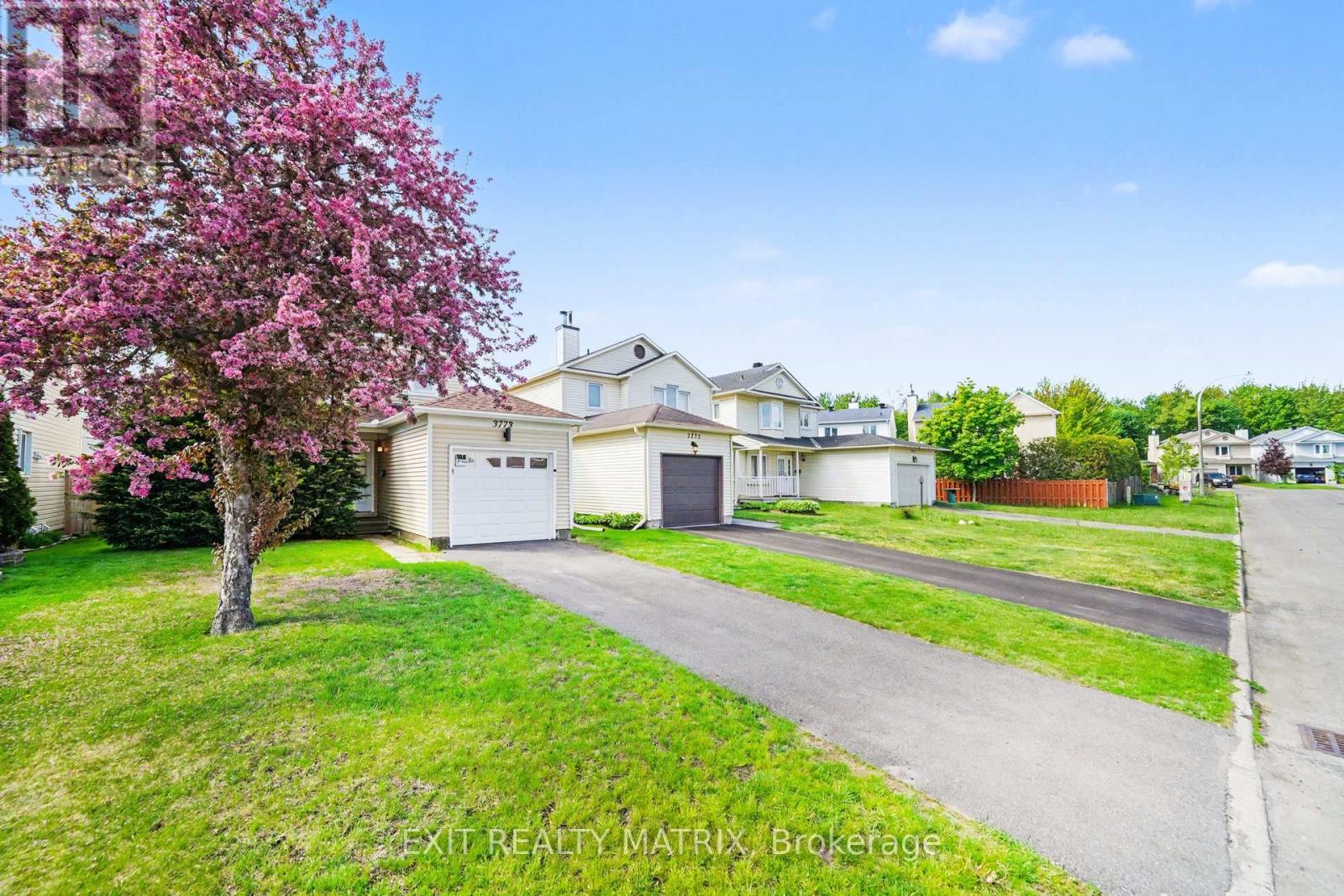 3773 AUTUMNWOOD STREET - Photo 2