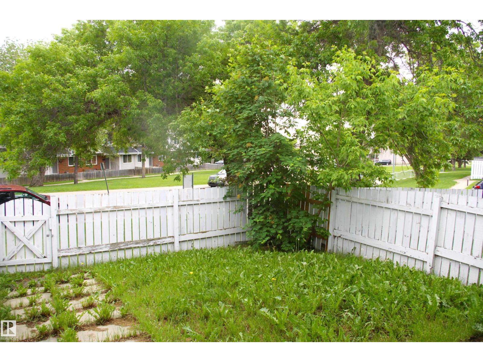 83 AMBERLY CO NW