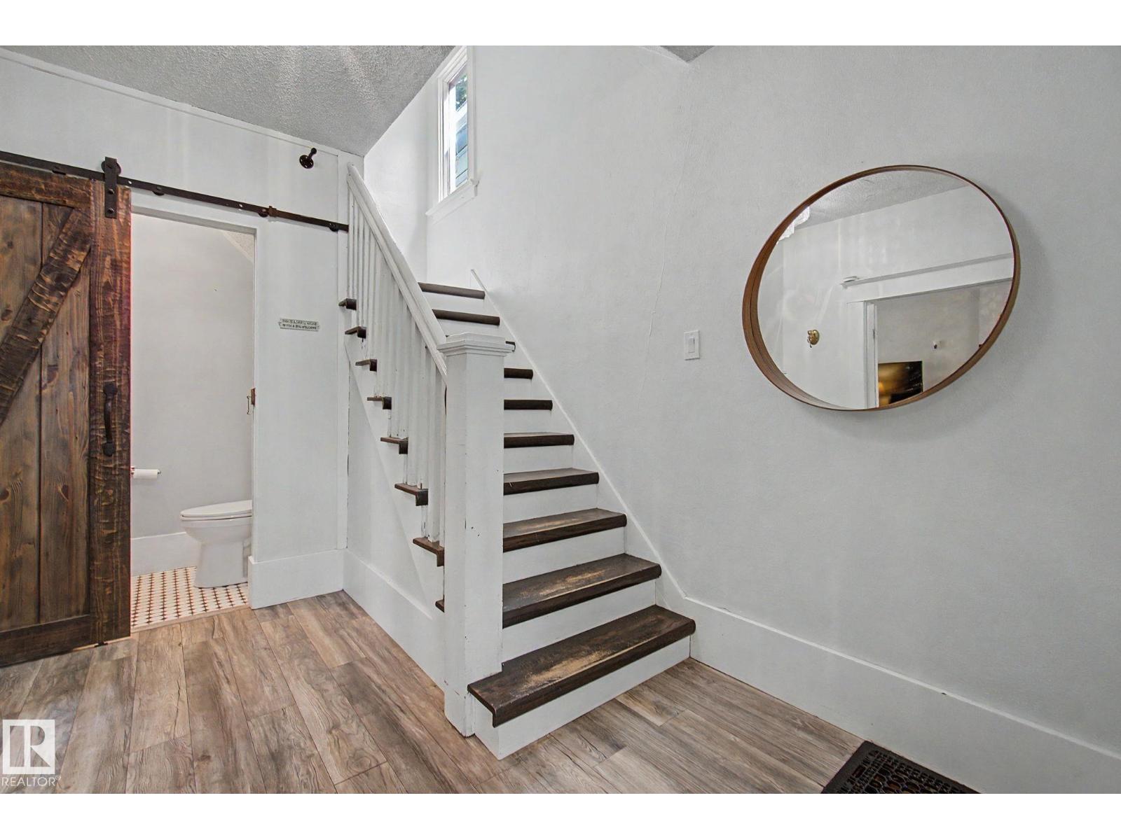 10647 125 ST NW