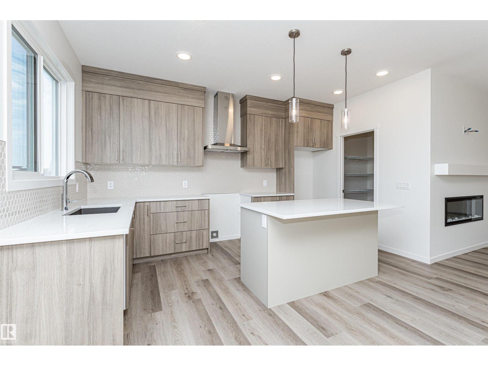 2308 160 ST SW