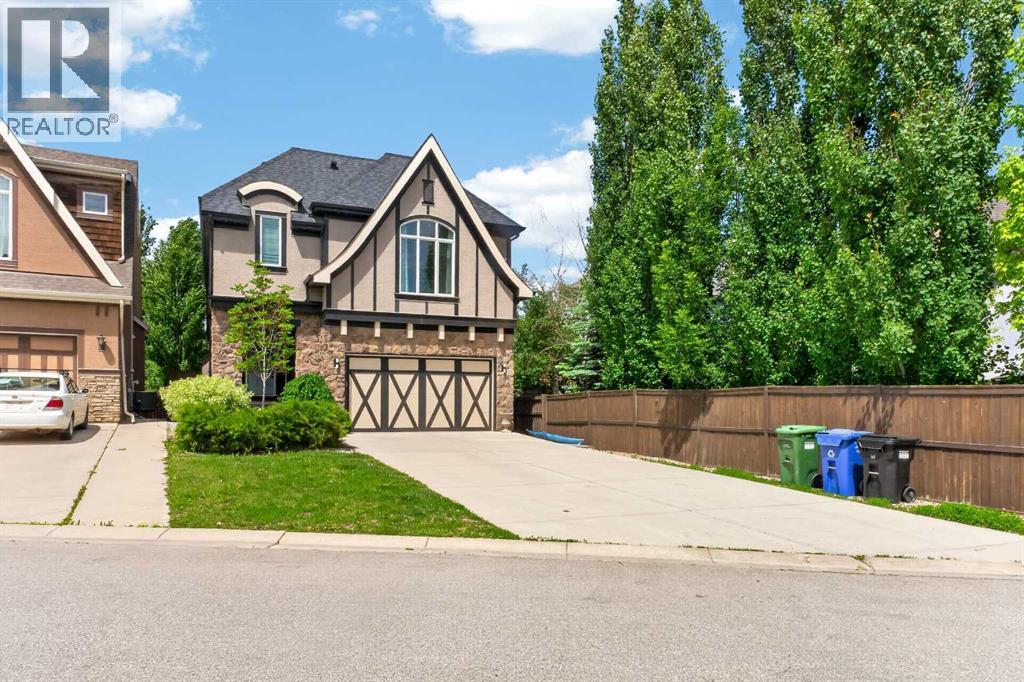 244 Mahogany Bay SE