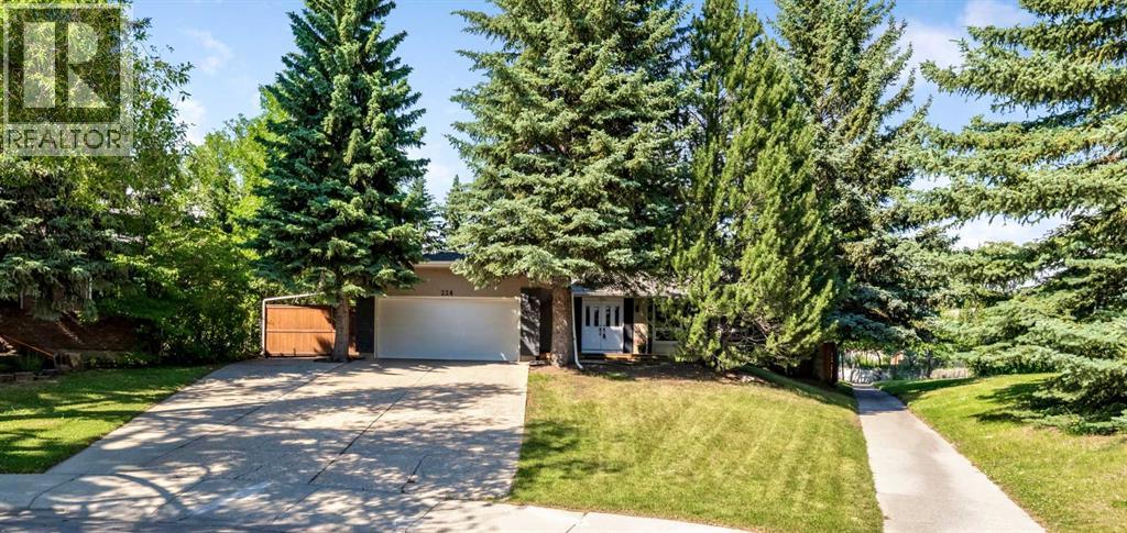 224 Varsity Crescent NW