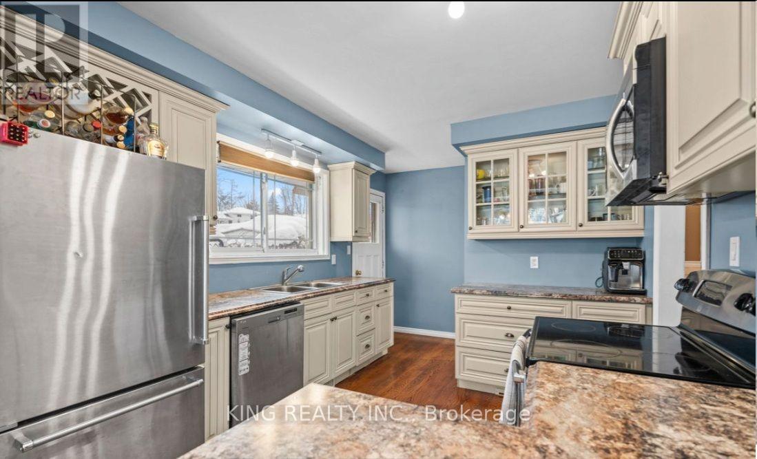 255 WOODWARD AVENUE