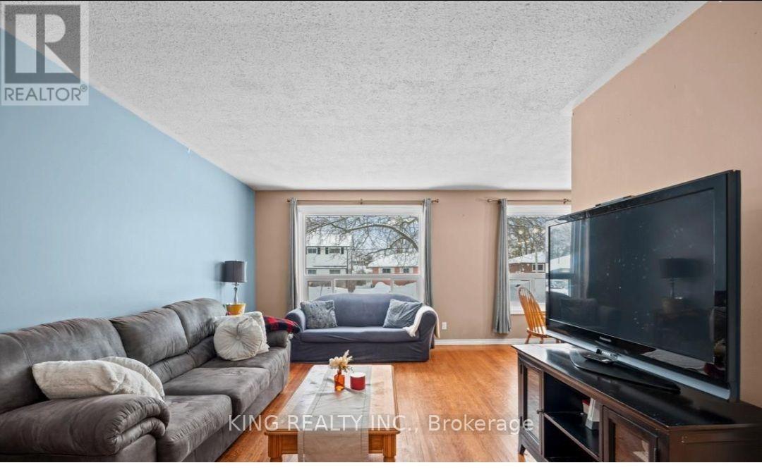 255 WOODWARD AVENUE