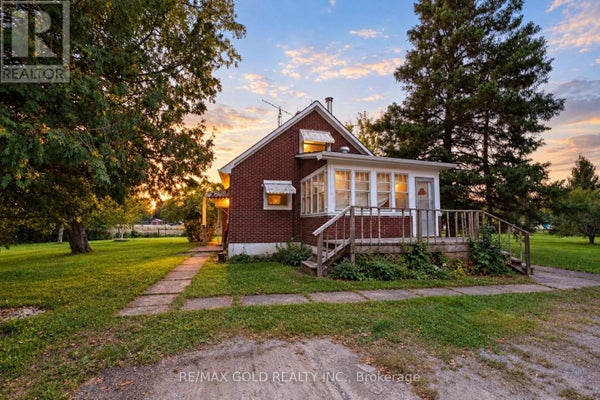 15208 Airport Rd, Caledon, ON 1