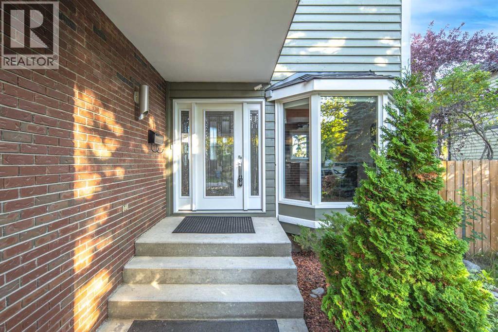 44 Stradwick Way SW