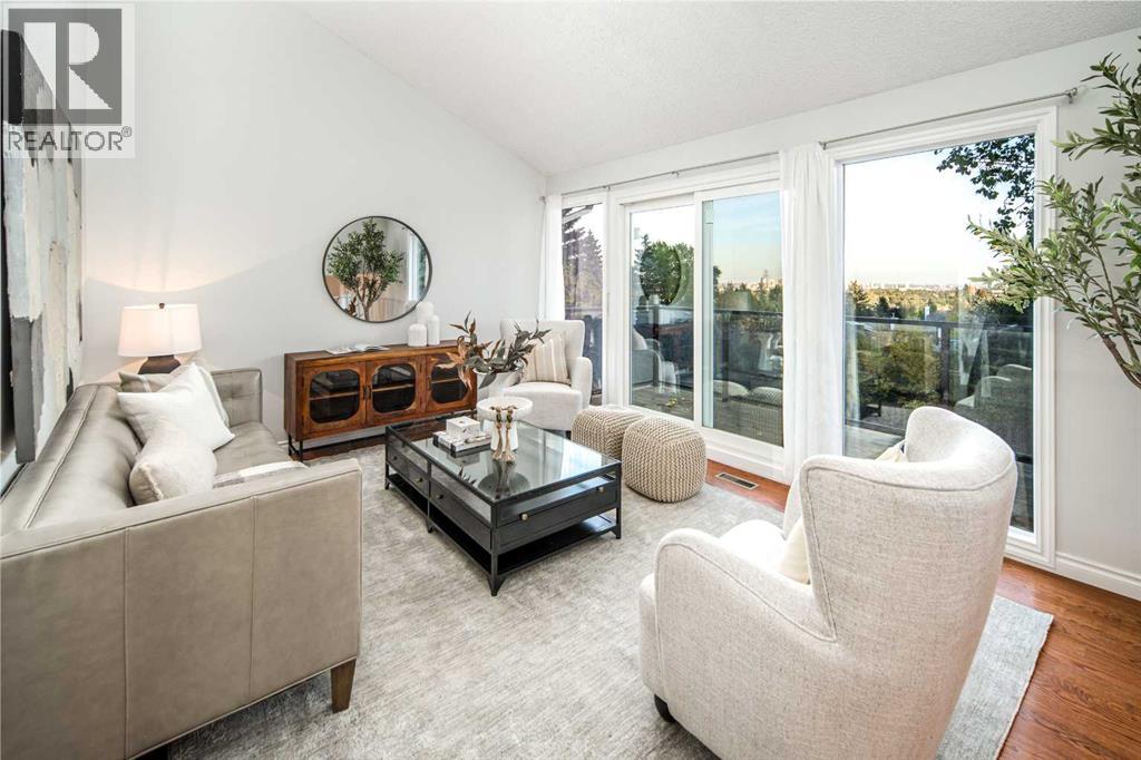 44 Stradwick Way SW