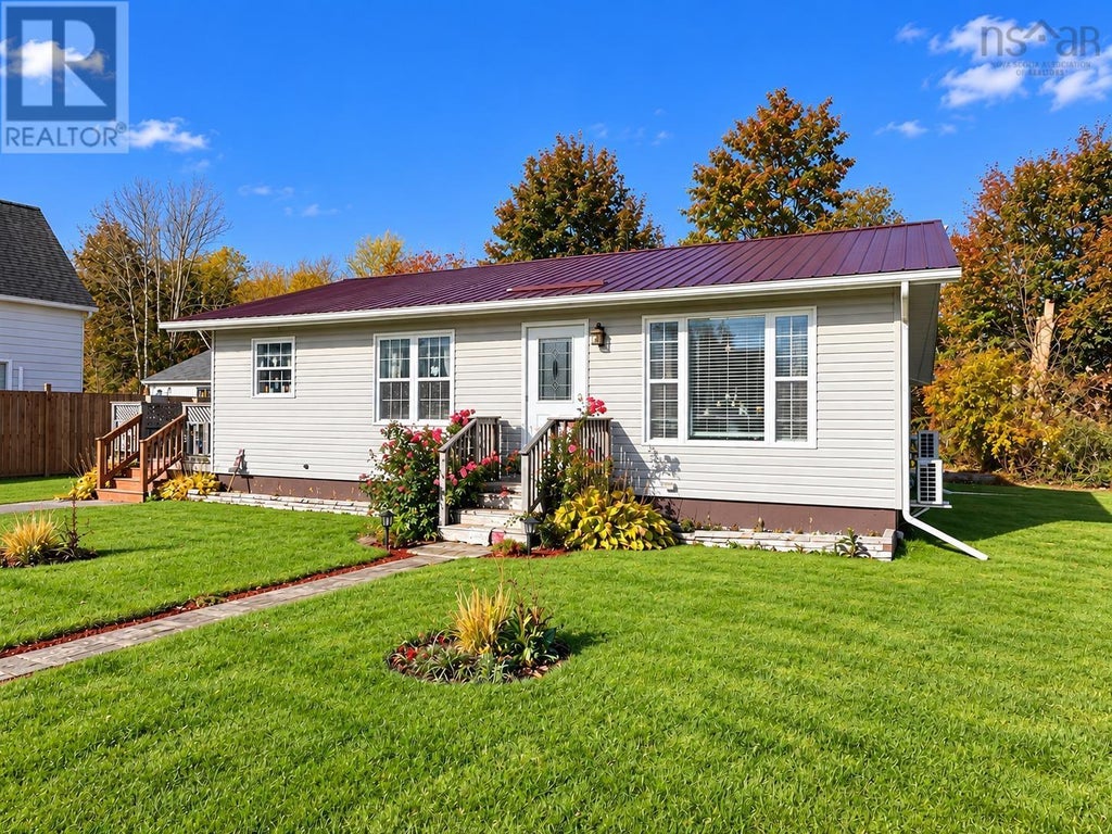 48 OLD PORT MOUTON ROAD, LIVERPOOL, NS B0T 1K0 - Image 3322648465.jpeg?d=l