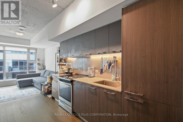 612 - 30 Baseball Pl, Toronto (South Riverdale), ON 4