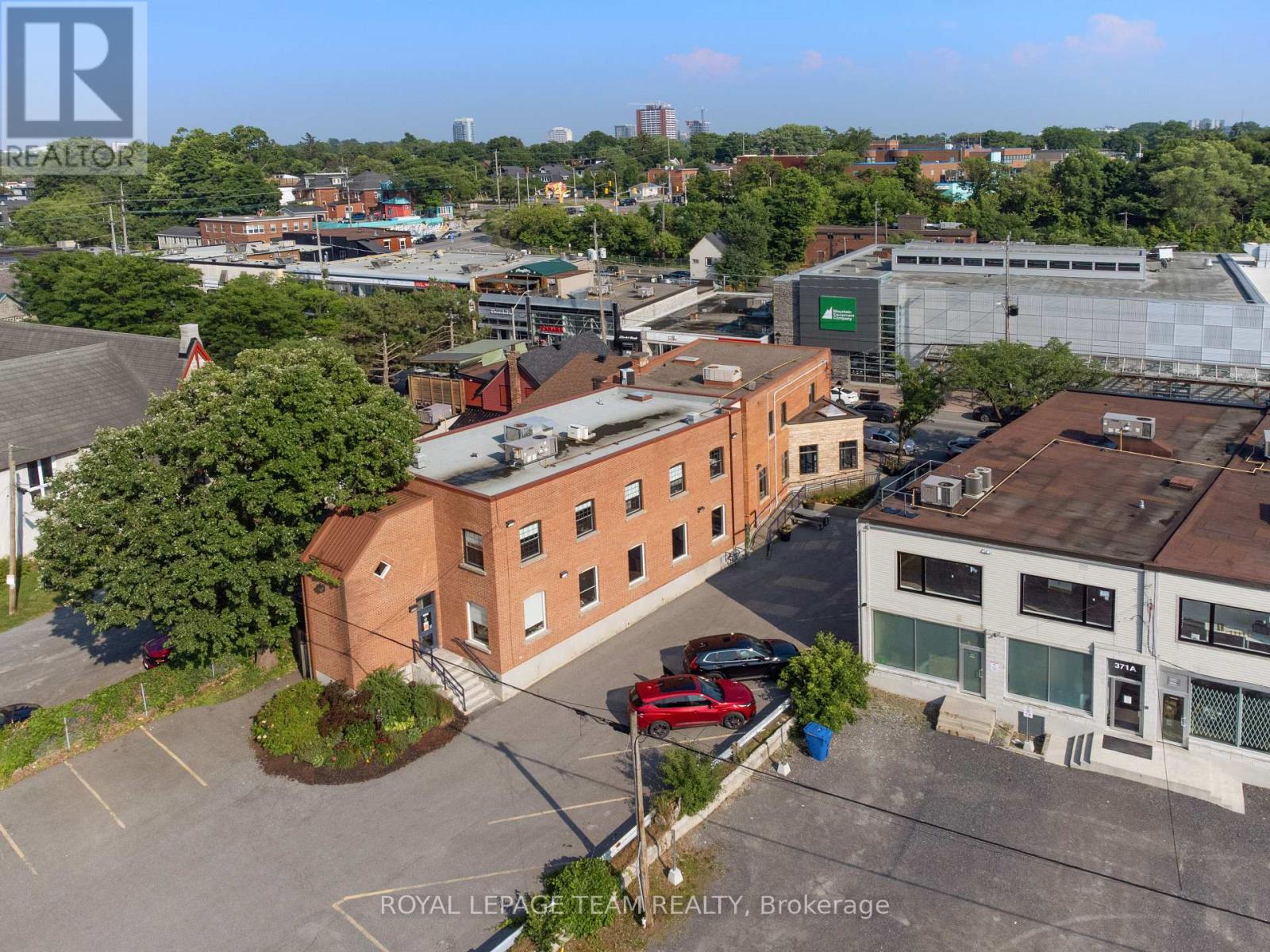 365 RICHMOND ROAD