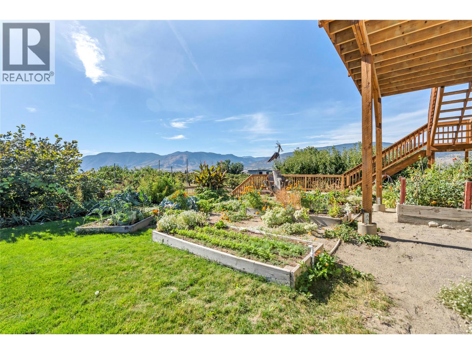 235 Middle Bench Road N