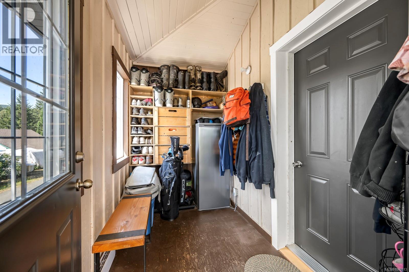 2612 Dunsmuir Ave