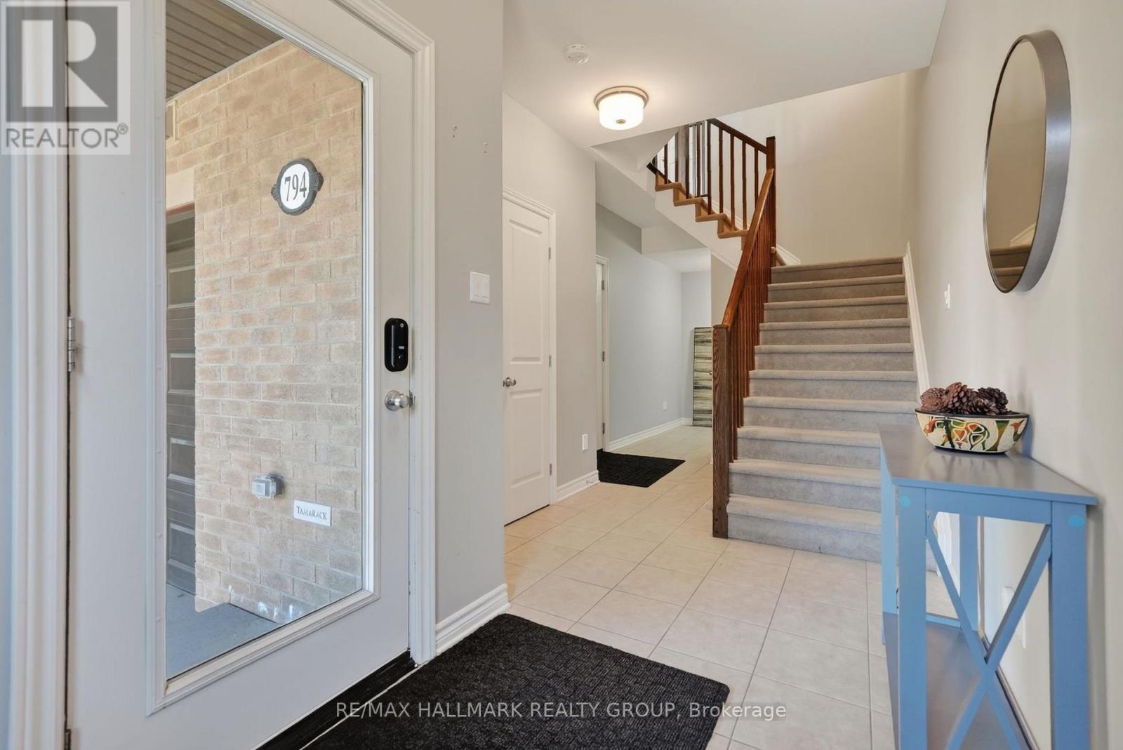 794 CAP DIAMANT WAY