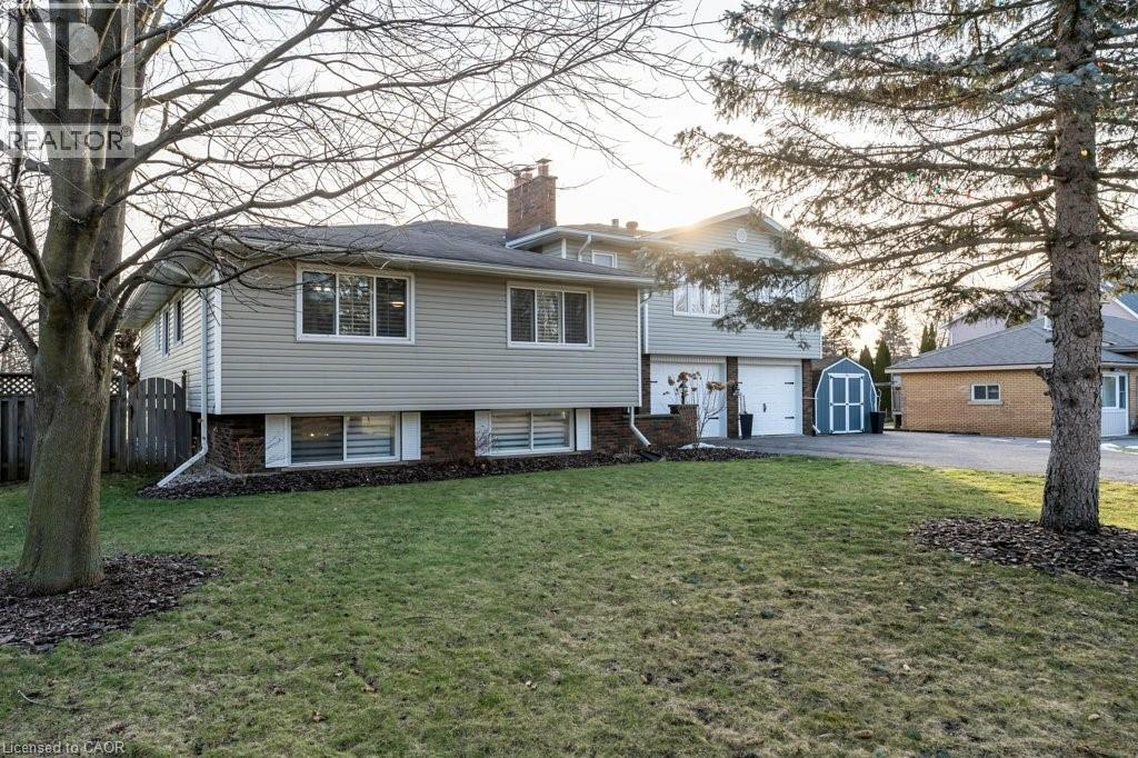 9793 DICKENSON Road W