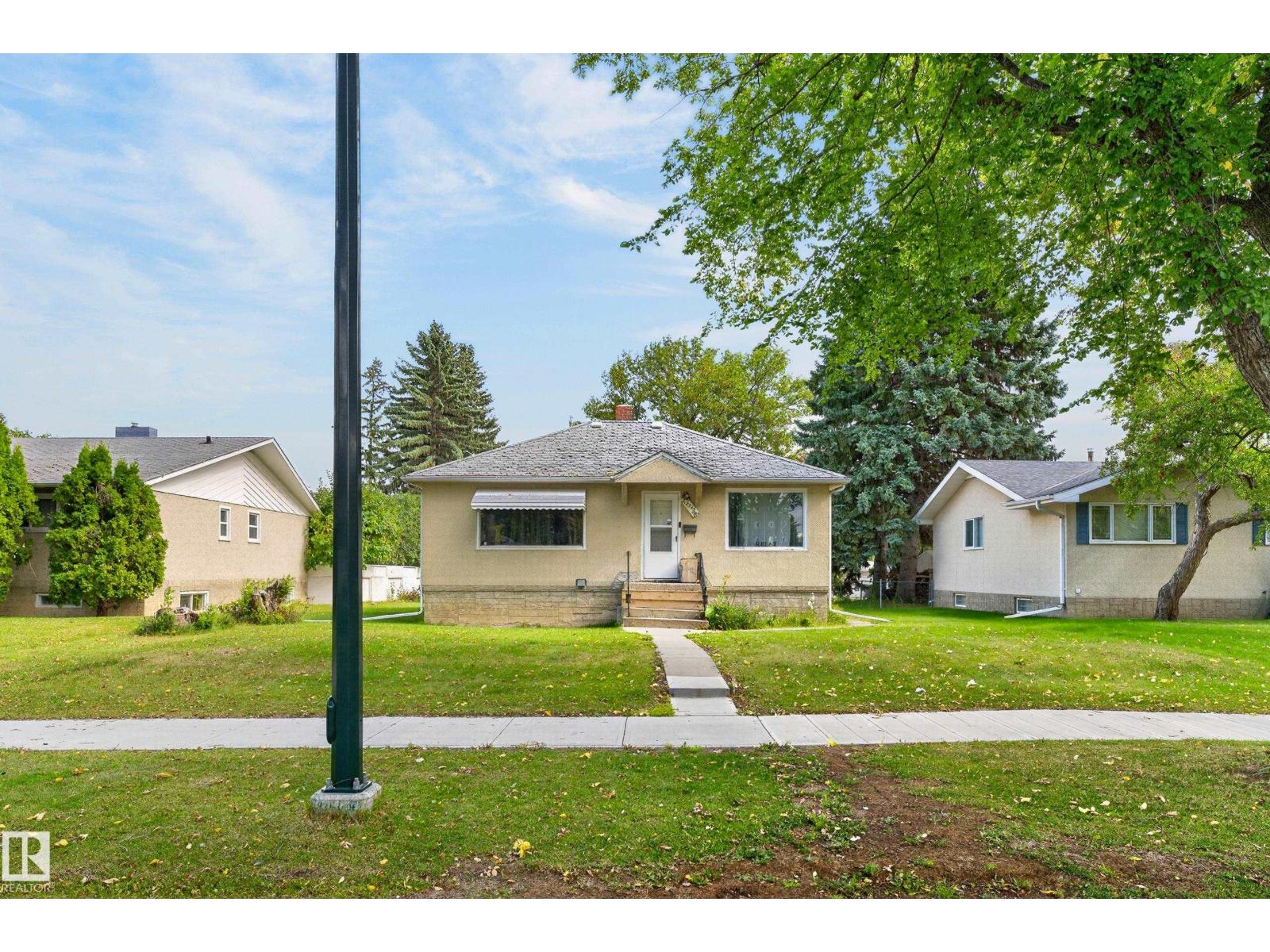 12345 79 ST NW