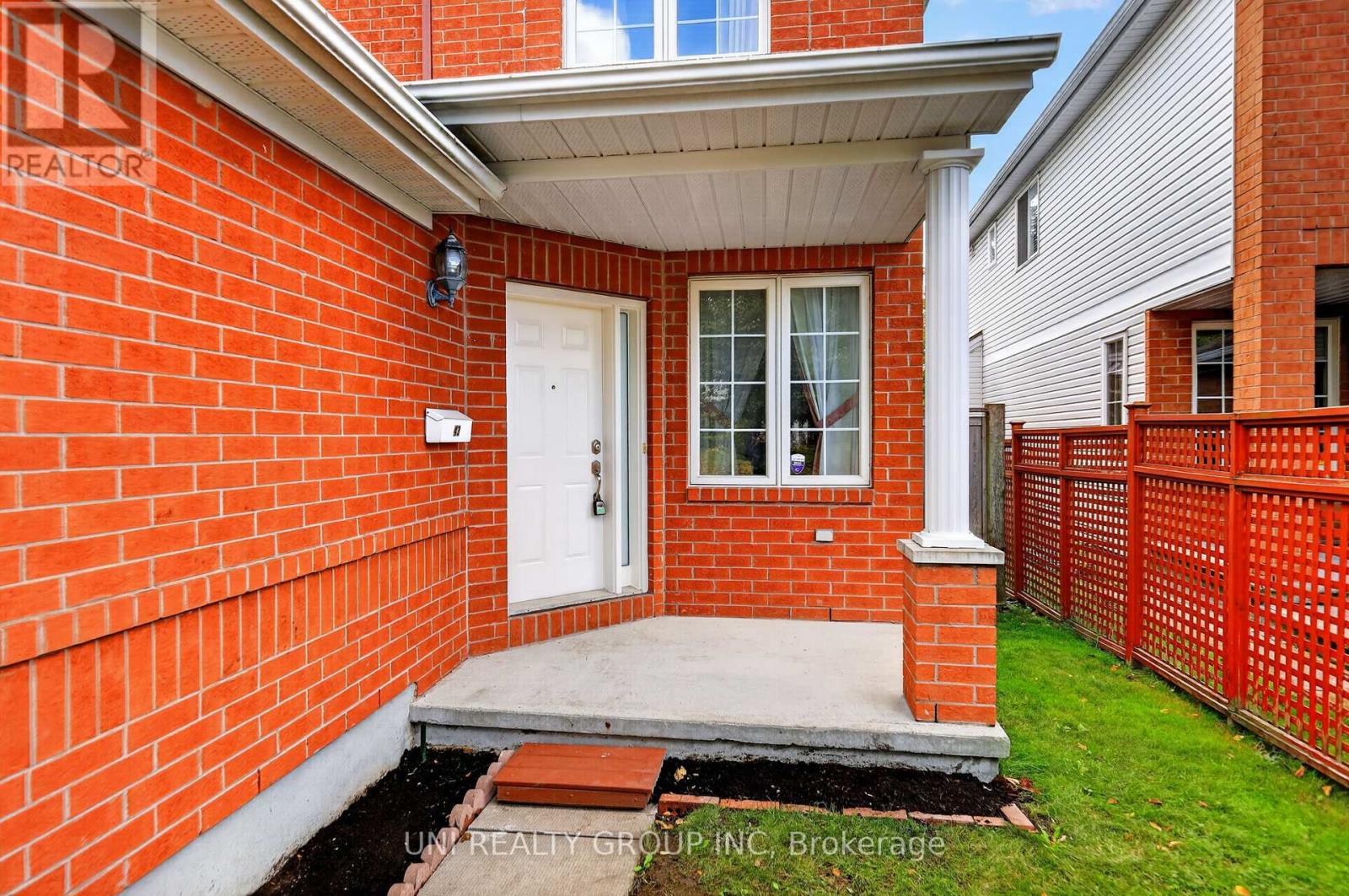 43 CRYSTAL PARK CRESCENT