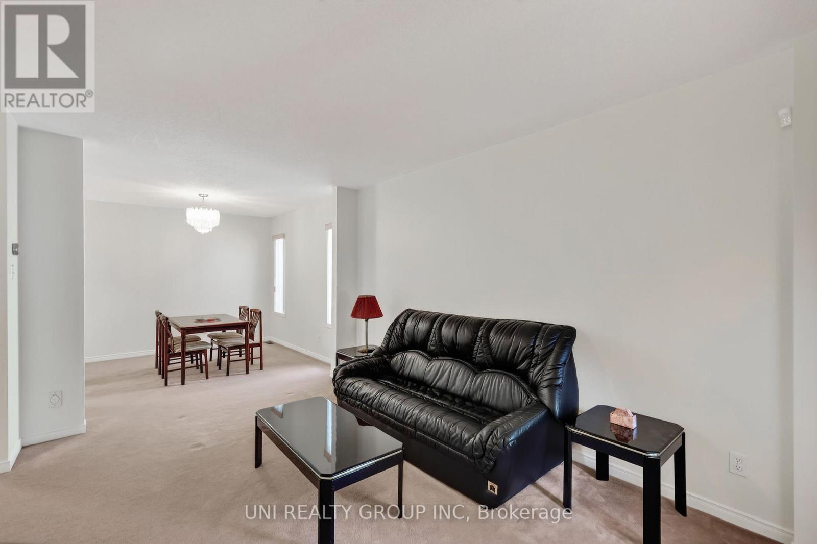 43 CRYSTAL PARK CRESCENT