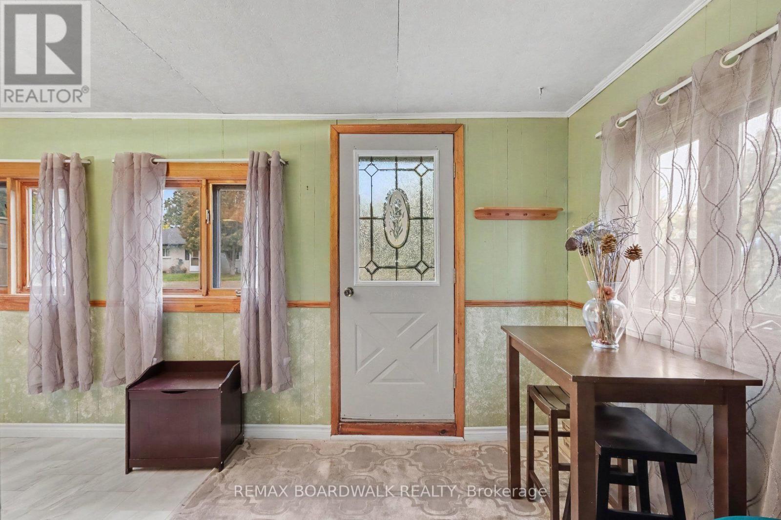 174 MUNRO STREET