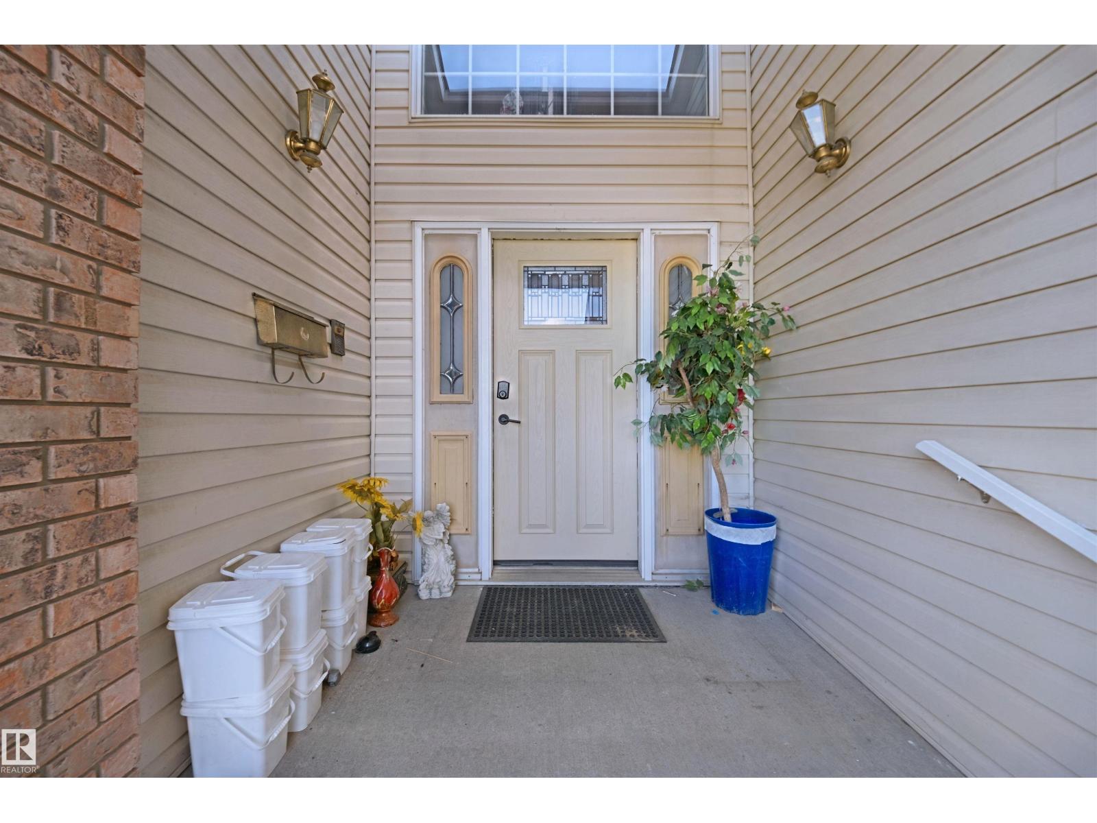 5107 17 AV NW