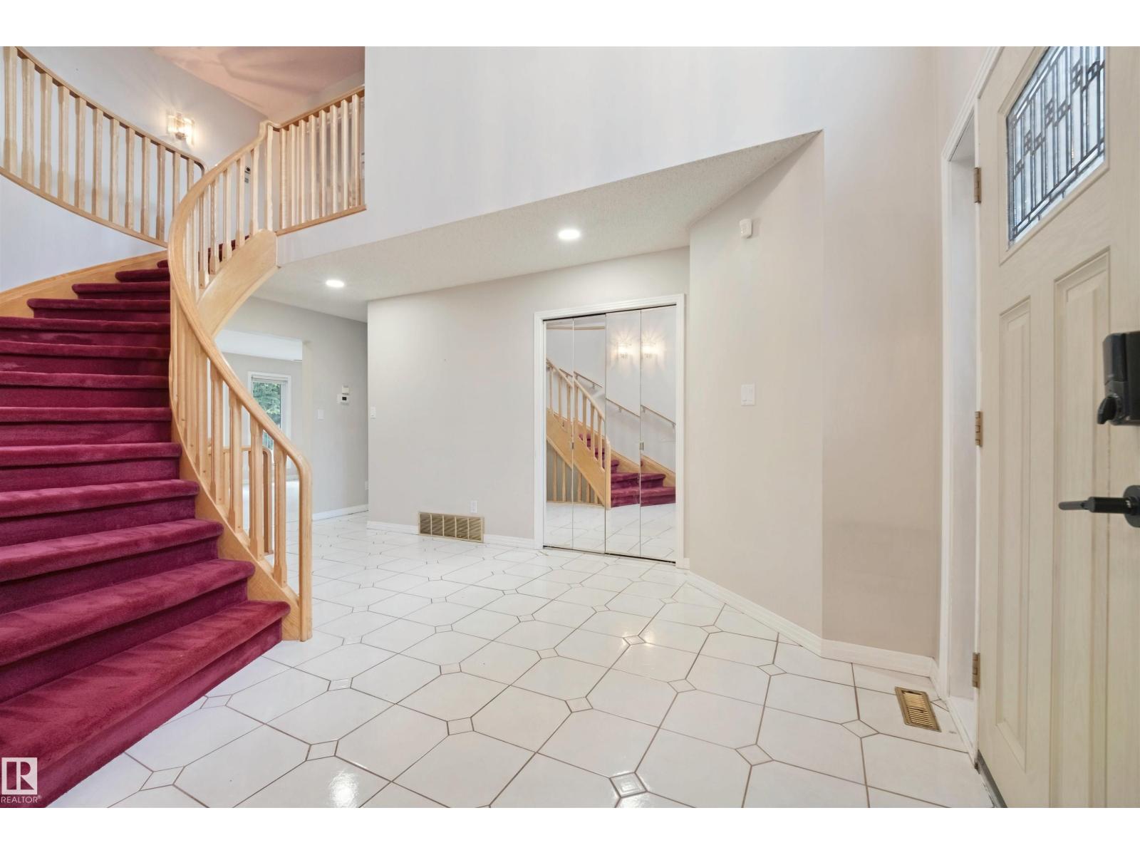 5107 17 AV NW