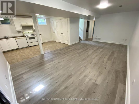 53 Belfry Dr, Newmarket (Huron Heights-Leslie Valley), ON 4