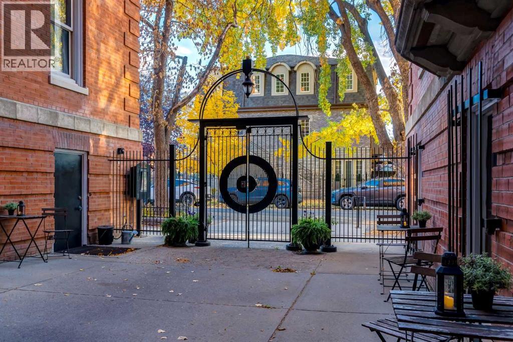 203, 804 18 Avenue SW