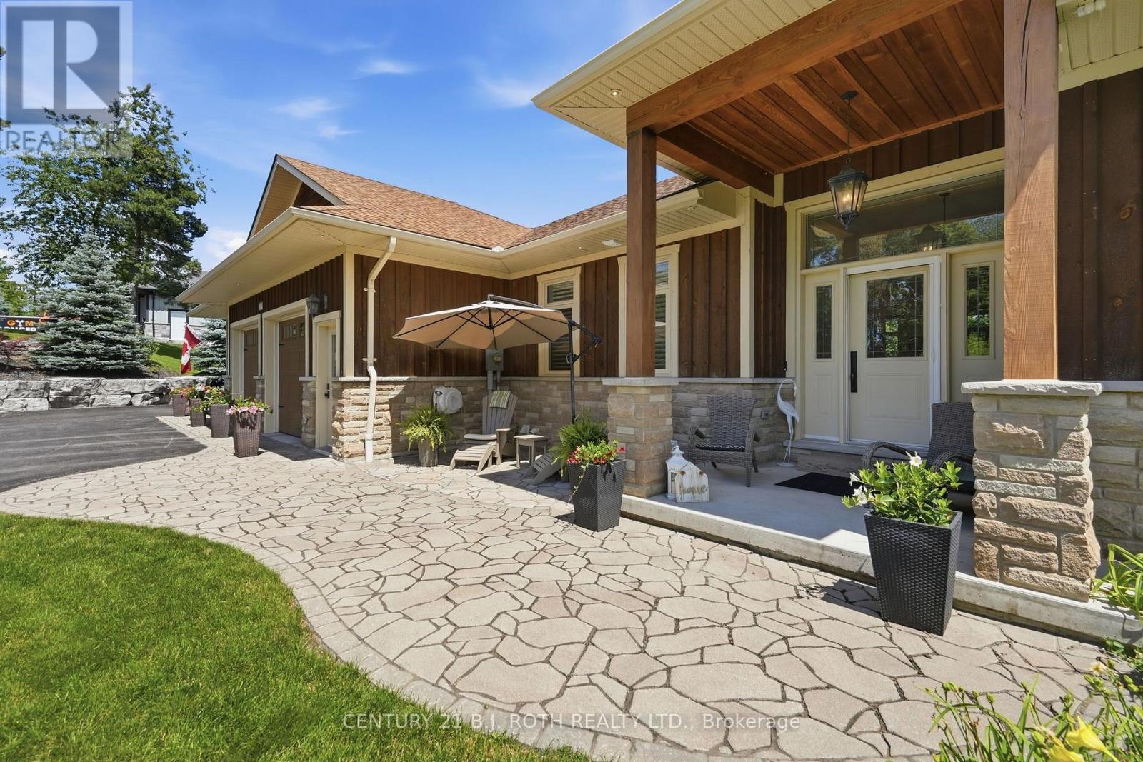 2055 FOREST VALLEY DRIVE
