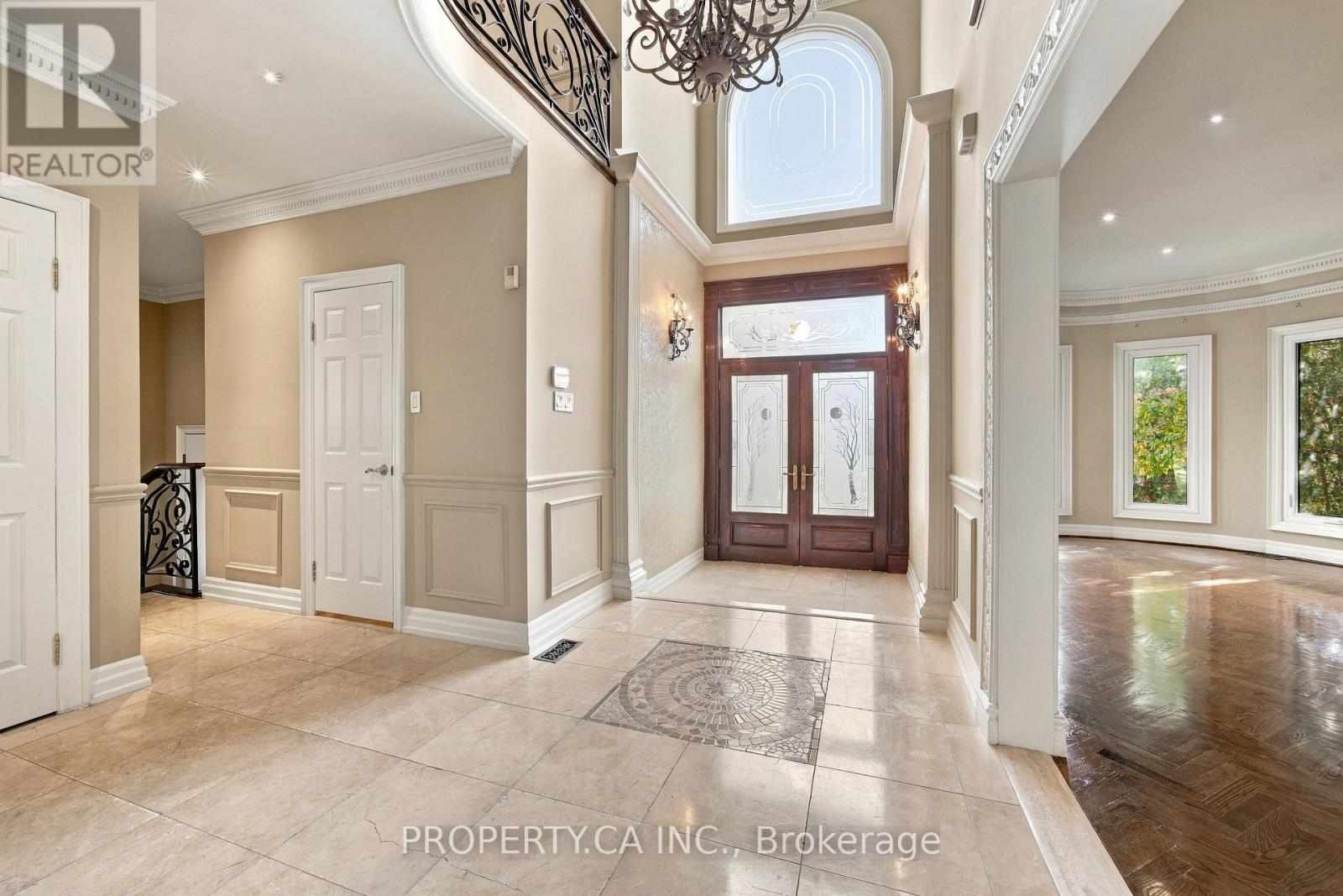 12 KING HIGH DRIVE