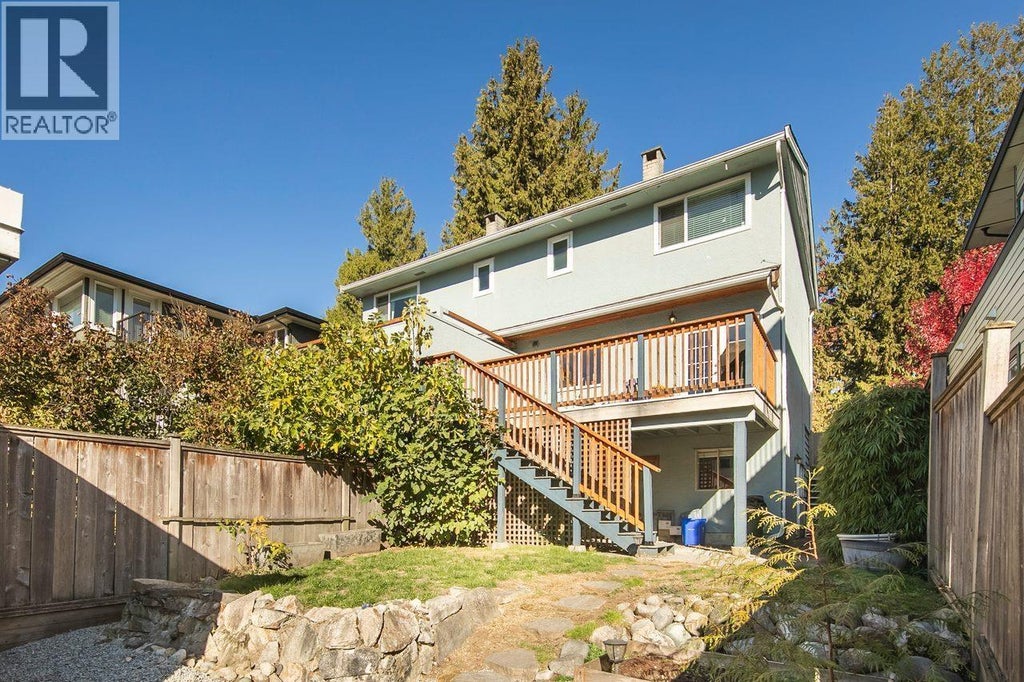 355 4TH STREET, NORTH VANCOUVER, BC V7L 1J3 - Image 3156304759.jpeg?d=l