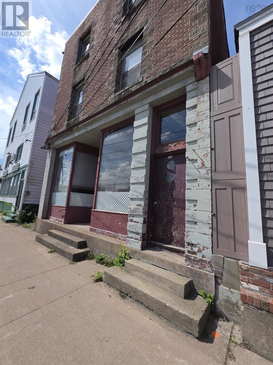 284 Foord Street