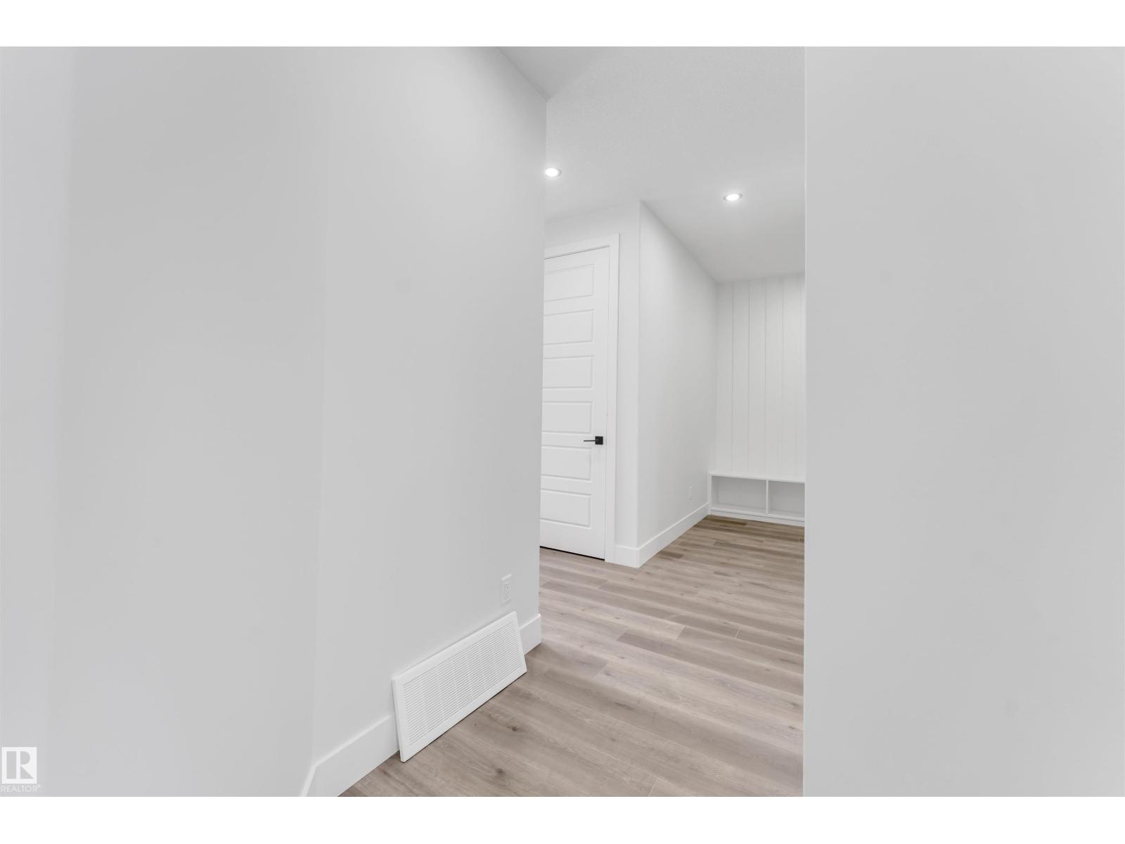 4310 36 st