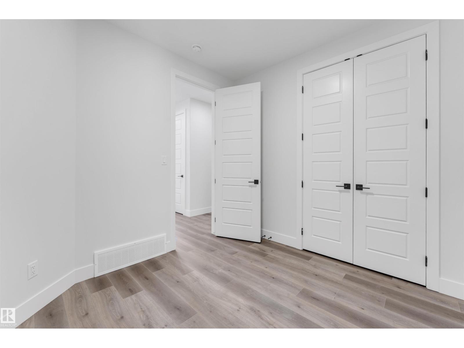 4310 36 st