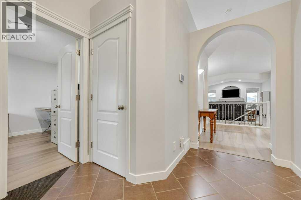 236 Southgate Boulevard S