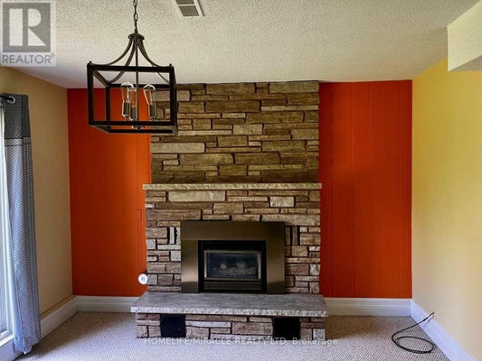 91 Limerick St, Oshawa (Vanier), ON 3
