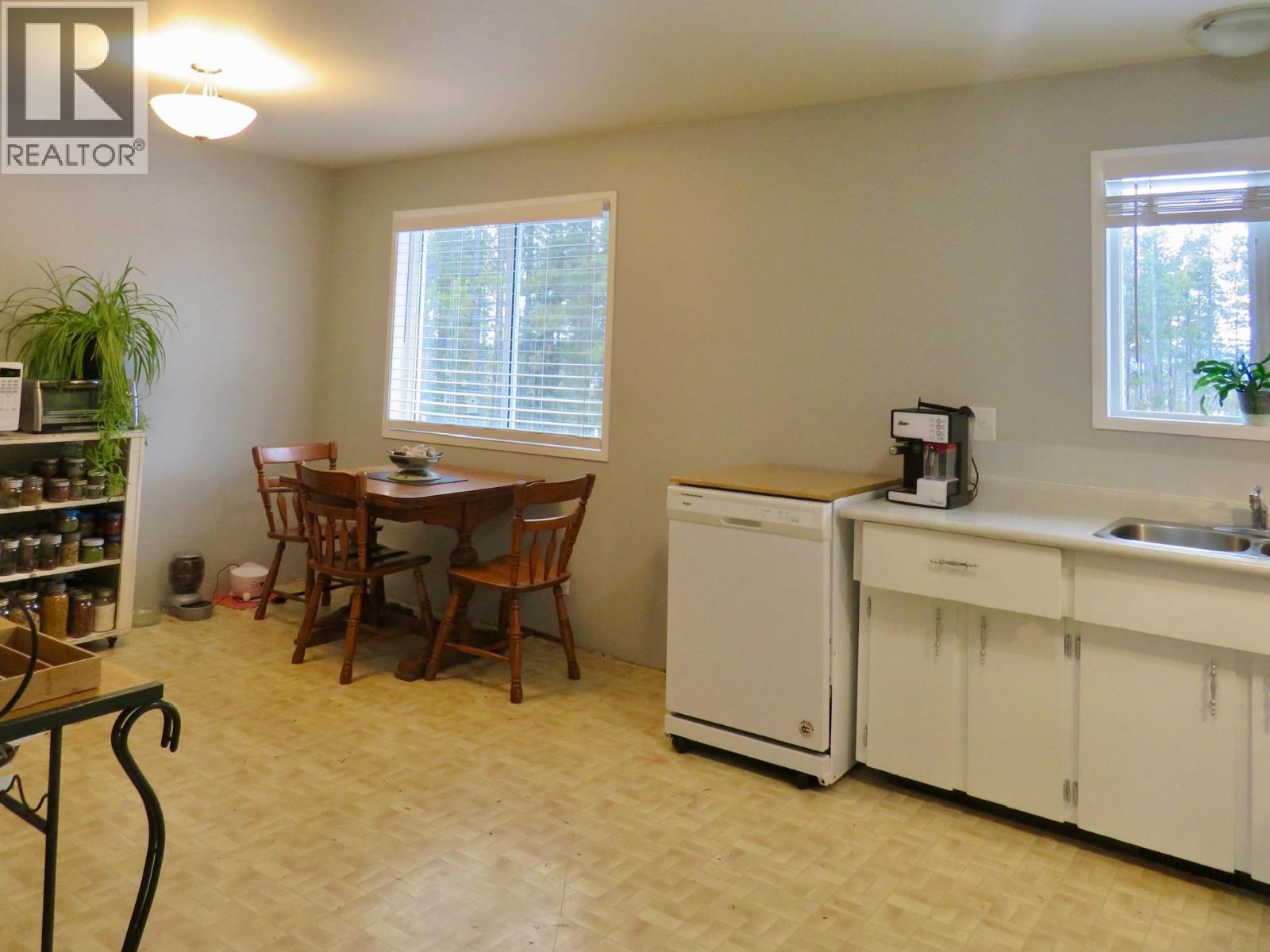 5841 THOMPSON ROAD