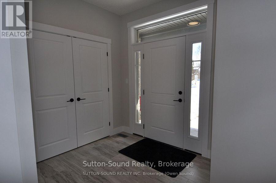 622 8TH STREET W