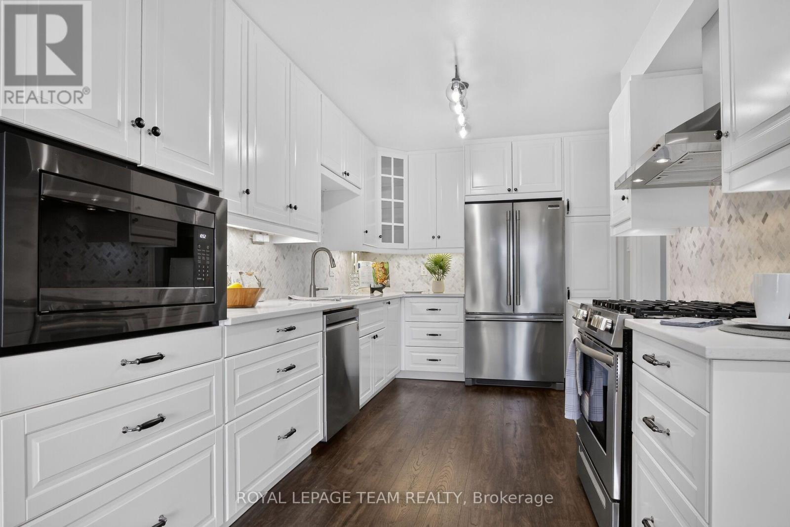253 KNUDSON DRIVE