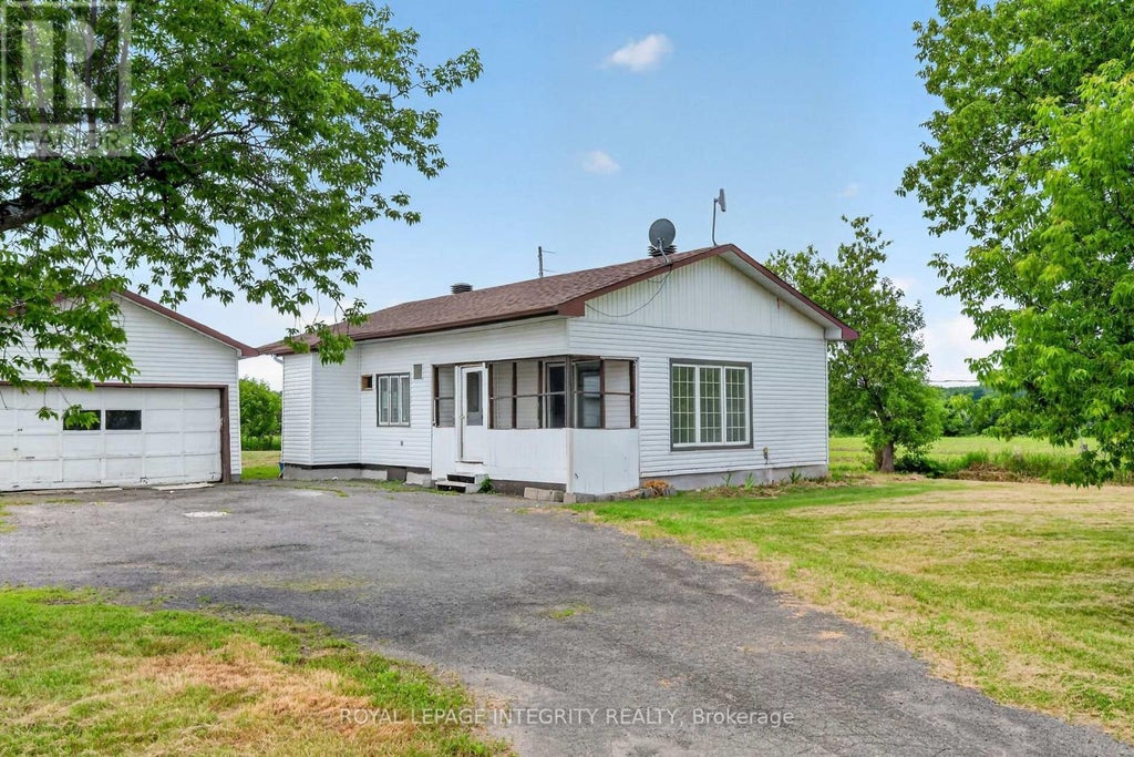 3156 OLD HIGHWAY 17 ROAD, CLARENCE-ROCKLAND, ON K4K 1W3 - Image 3658867121.jpeg?d=l