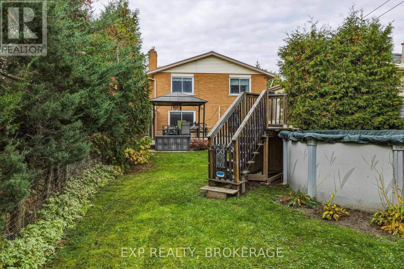 121 BUTLER STREET E
