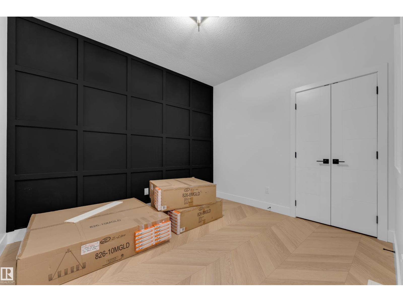 23 Sorel AV