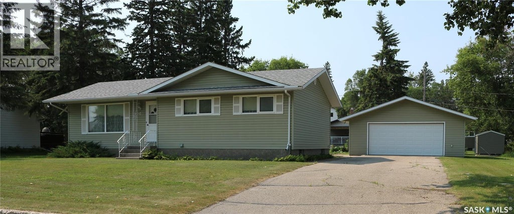 1110 CARLETON STREET, MOOSOMIN, SK S0G 3N0 - Image 4114711005.jpeg?d=l