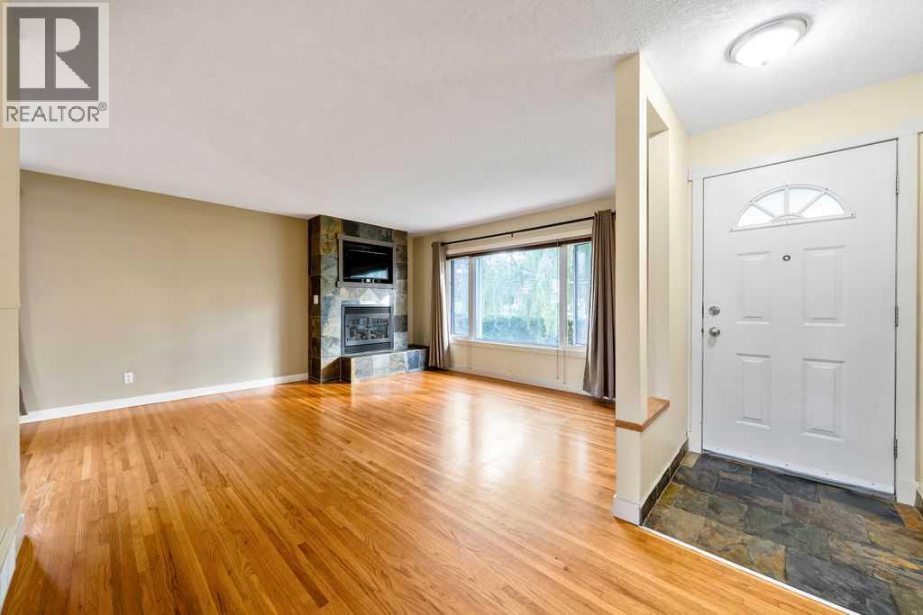 64 Hollyburn Road SW