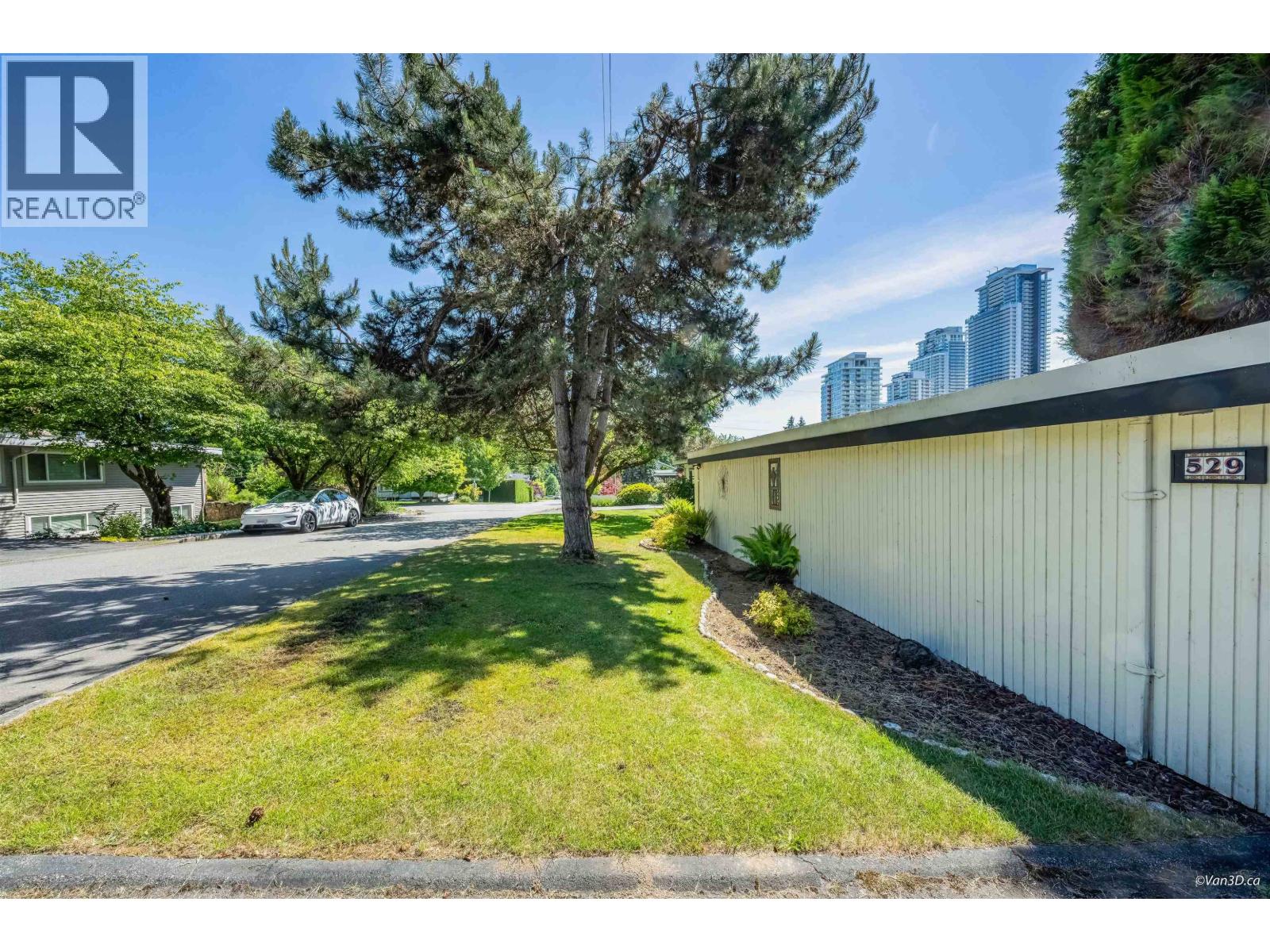 529 APPIAN WAY