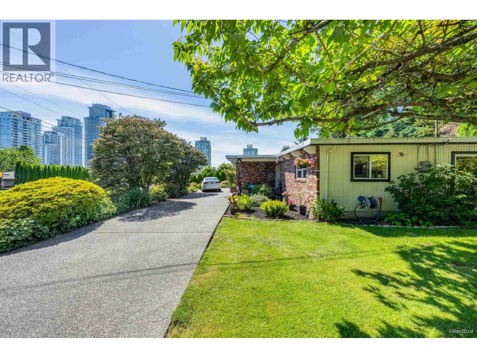 529 APPIAN WAY