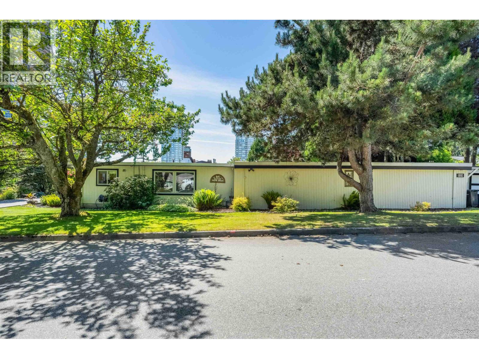 529 APPIAN WAY