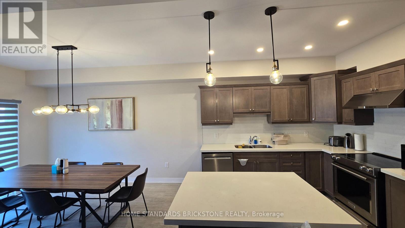 53 LAMB CRESCENT